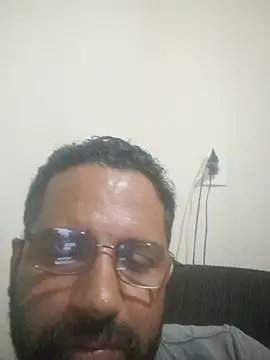 Snapshot of DOMINADOR5 chatting on March 21, 2025, 5:21 am DOMINADOR5 online show from March 21, 2025, 5:21 am