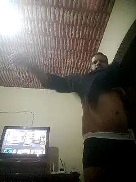 Snapshot of DOMINADOR5 chatting on February 12, 2025, 2:24 am DOMINADOR5 online show from February 12, 2025, 2:24 am