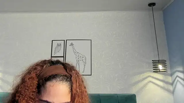 Snapshot of ninna_curly chatting on May 25, 2026, 3:17 am ninna curly online show from May 25, 2026, 3:17 am
