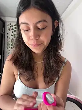 LiLy kIndly online show from December 20, 2025, 9:17 pm