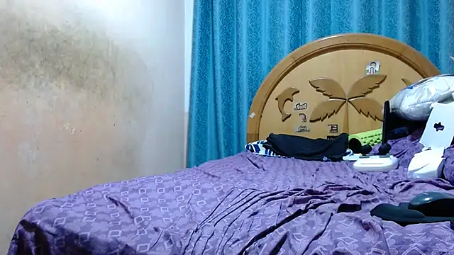 nakedlima online show from July 1, 2026, 4:46 am