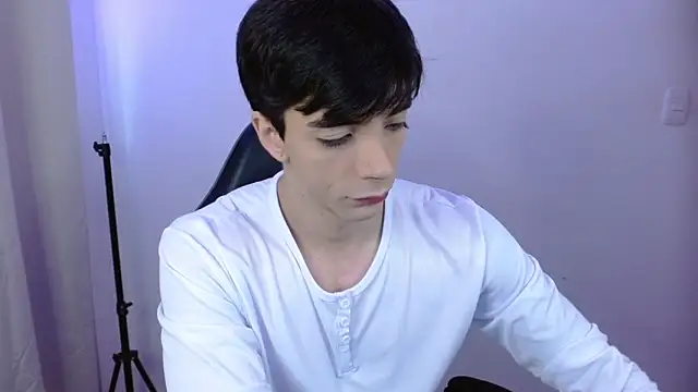 H3ll B0I online show from March 13, 2026, 5:29 pm