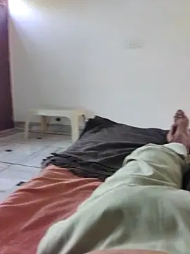 xmanrawan2 online show from October 12, 2025, 4:47 am