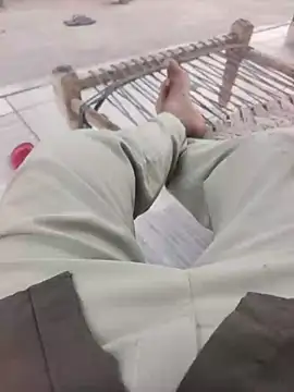 xmanrawan2 online show from November 19, 2025, 12:16 pm