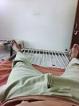 xmanrawan2 online show from September 16, 2025, 9:21 am