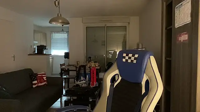 Funnyjul31 online show from March 10, 2025, 5:50 pm