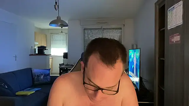 Funnyjul31 online show from March 15, 2025, 1:40 pm