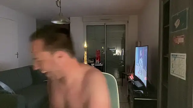 Funnyjul31 online show from April 6, 2026, 5:36 pm