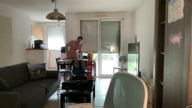 Funnyjul31 online show from September 21, 2025, 2:00 pm