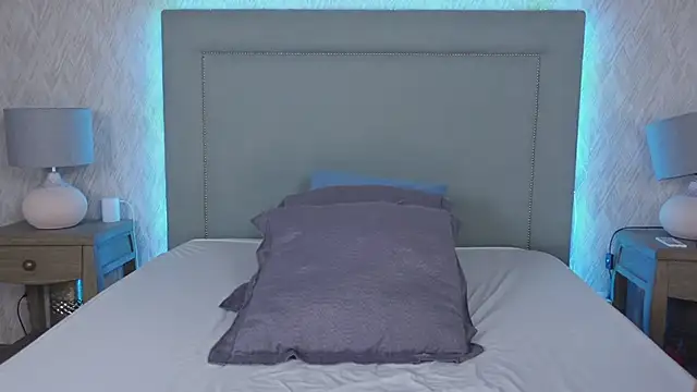 MillaBlis online show from March 6, 2025, 5:00 pm