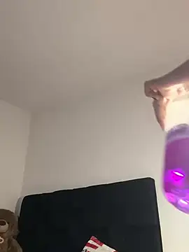 mari pauli x online show from March 20, 2025, 11:27 am