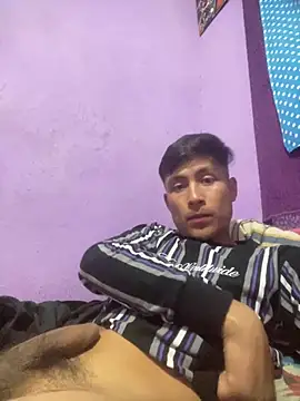 EduardoEspinoza12 online show from January 26, 2025, 7:20 pm