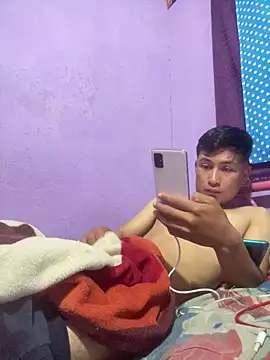 EduardoEspinoza12 online show from March 3, 2025, 9:02 am