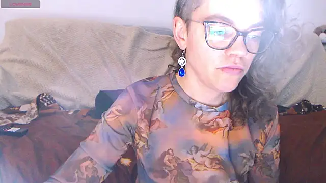 Ju-Hot online show from March 2, 2025, 6:46 pm