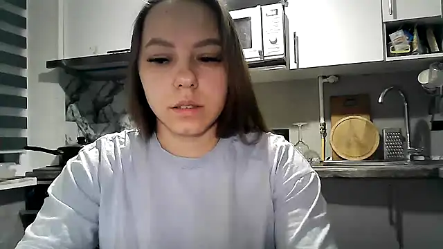 Misssweet s online show from December 5, 2025, 4:00 am