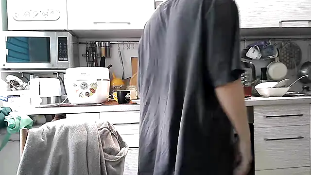 Misssweet s online show from March 6, 2025, 5:14 am