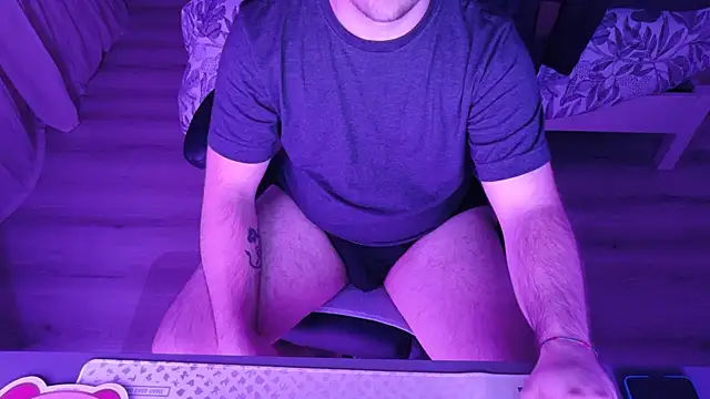 alexx0904 online show from November 8, 2025, 5:49 pm