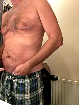 vincent1522 online show from September 12, 2025, 5:40 am