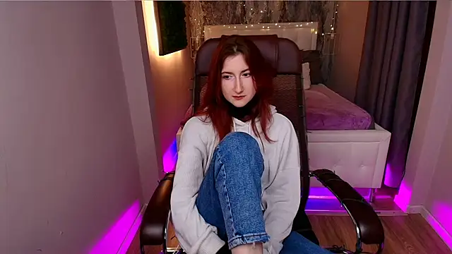 Violet Moreau online show from December 17, 2025, 9:31 pm