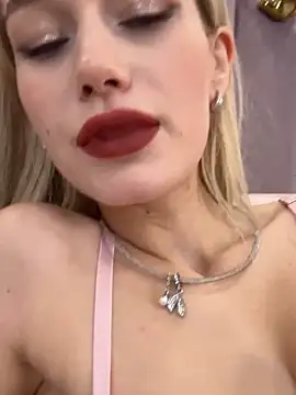 KristinaDane online show from March 7, 2025, 10:02 am