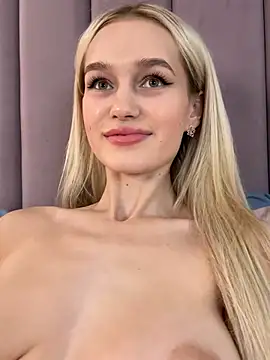 KristinaDane online show from March 15, 2025, 10:03 am