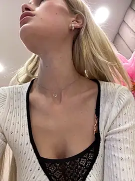 KristinaDane online show from February 24, 2025, 6:38 am