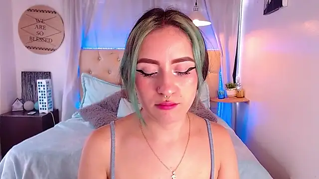 melodygirl   online show from February 23, 2025, 4:24 pm