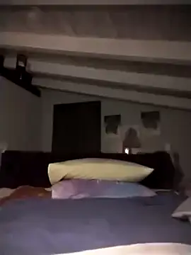 Snapshot of divinaerotica chatting on December 2, 2025, 5:36 pm divinaerotica online show from December 2, 2025, 5:36 pm