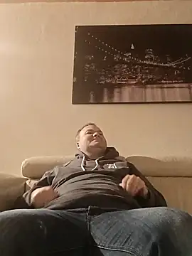 Pourleplasirs online show from February 3, 2025, 10:54 pm