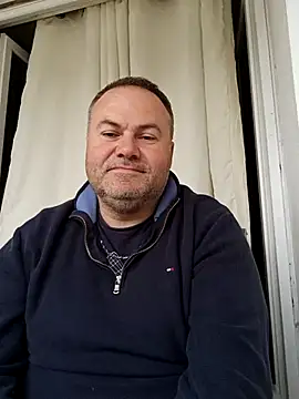 Snapshot of Pourleplasirs chatting on May 19, 2026, 3:19 pm Pourleplasirs online show from May 19, 2026, 3:19 pm