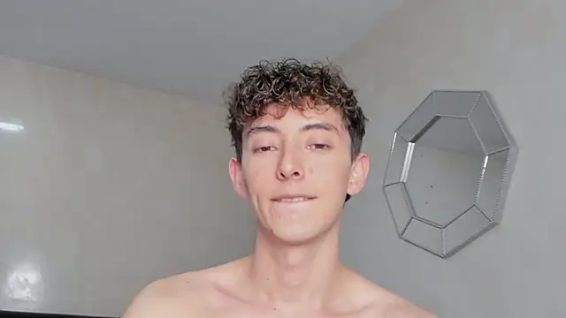 miketwink online show from November 13, 2025, 10:02 pm