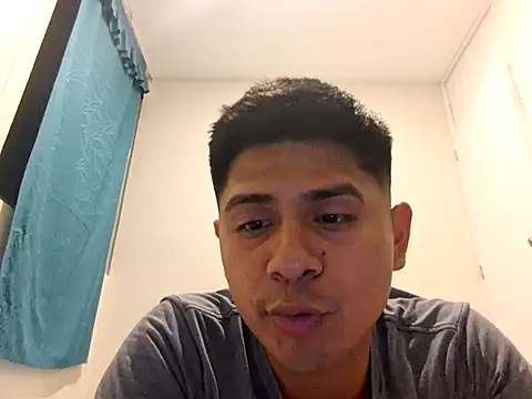 latinhotboy69 online show from January 18, 2026, 5:44 am