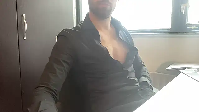 bullyboyy online show from February 24, 2025, 8:49 am