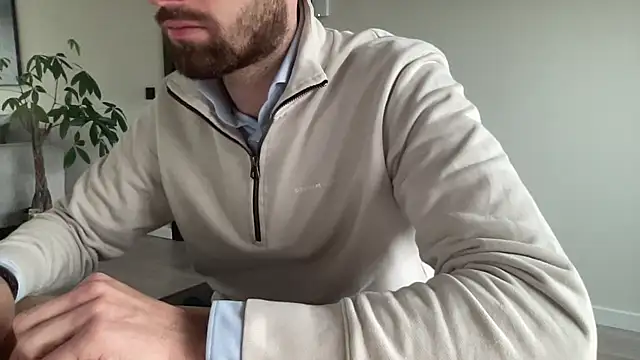 bullyboyy online show from October 15, 2025, 2:58 pm