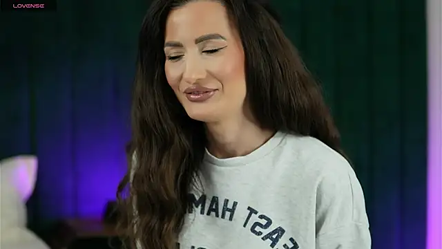 Snapshot of Flirtyy_eve chatting on September 9, 2025, 1:05 am Flirtyy eve online show from September 9, 2025, 1:05 am