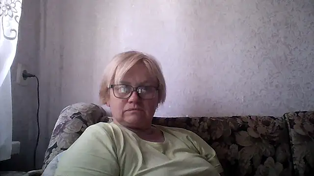 Snapshot of Mayya4321 chatting on May 4, 2026, 10:07 am Mayya4321 online show from May 4, 2026, 10:07 am