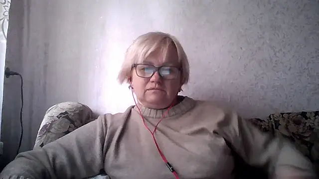 Snapshot of Mayya4321 chatting on April 29, 2026, 8:29 am Mayya4321 online show from April 29, 2026, 8:29 am
