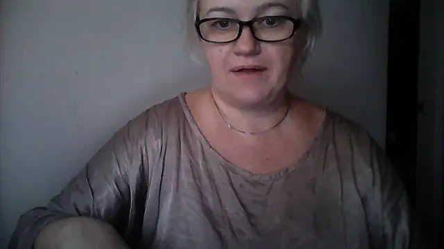 Mayya4321 online show from October 9, 2025, 6:14 am