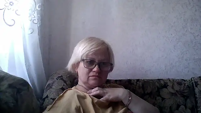 Snapshot of Mayya4321 chatting on May 15, 2026, 11:41 am Mayya4321 online show from May 15, 2026, 11:41 am