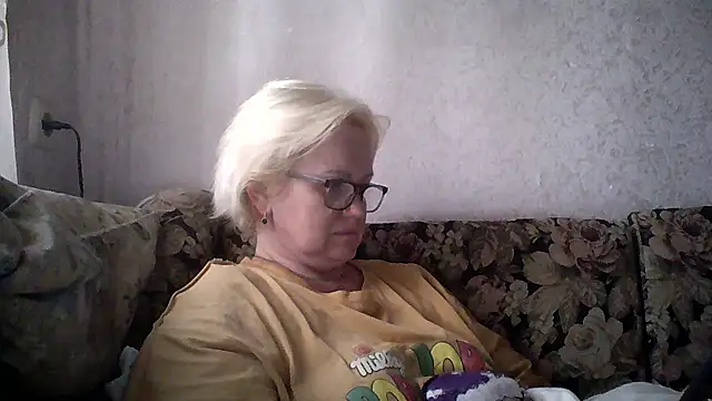 Snapshot of Mayya4321 chatting on June 2, 2026, 12:38 pm Mayya4321 online show from June 2, 2026, 12:38 pm