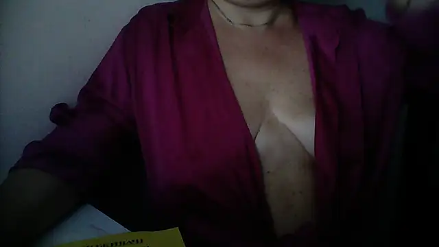 Mayya4321 online show from September 16, 2025, 2:51 pm