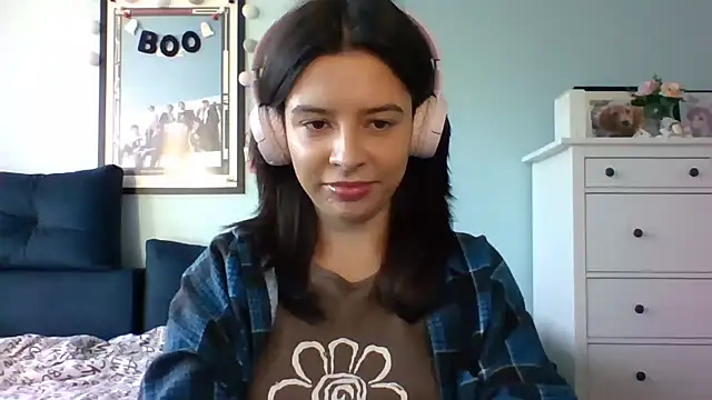 LariceSexy online show from October 29, 2025, 1:10 pm