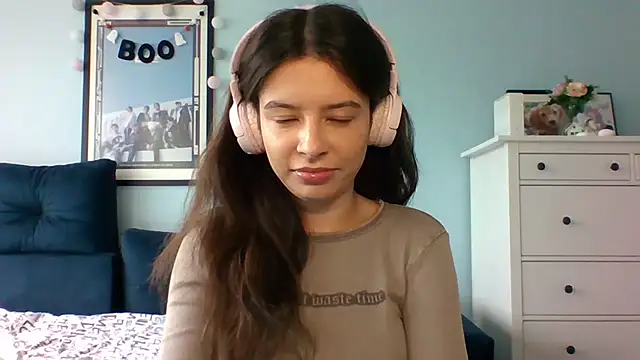 LariceSexy online show from September 16, 2025, 12:06 pm