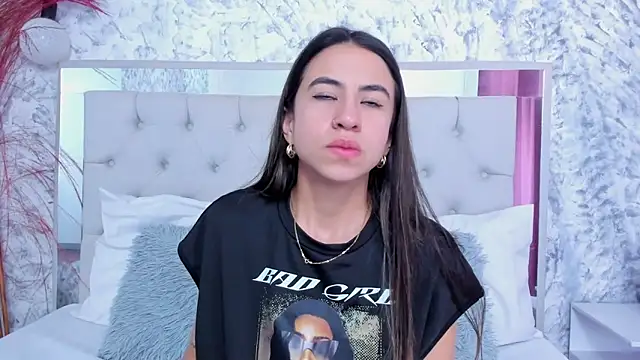 Ariana greenblat online show from February 20, 2026, 5:04 pm