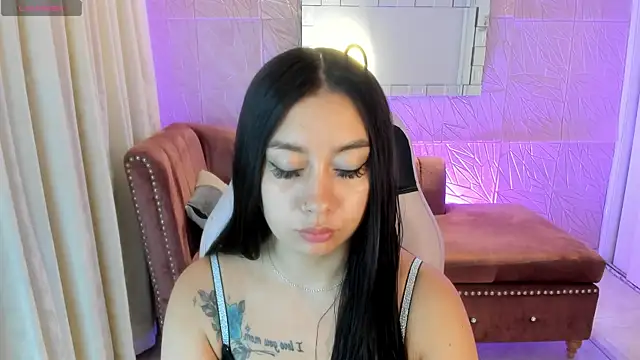 Snapshot of miss_isabella_m chatting on May 21, 2026, 12:24 pm miss isabella m online show from May 21, 2026, 12:24 pm