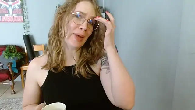 Snapshot of Chill_Billie chatting on May 4, 2026, 12:19 pm Chill Billie online show from May 4, 2026, 12:19 pm