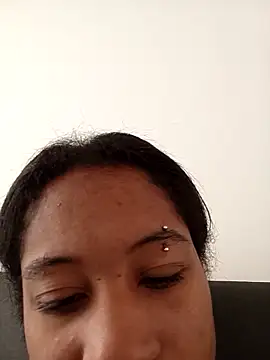 Zaira Rose  online show from November 3, 2025, 5:27 pm