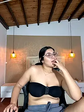 Hadley  online show from September 13, 2025, 3:17 am