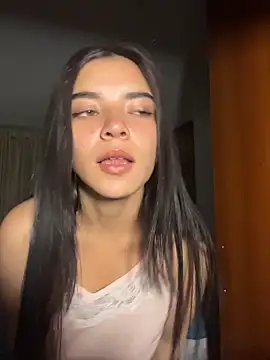 eileensophi online show from February 14, 2026, 2:23 am