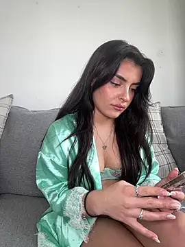 cute carly  online show from March 1, 2025, 2:44 pm